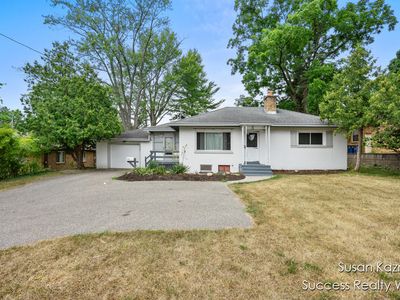 2967 Kalamazoo Ave SE, Grand Rapids, MI, 49508