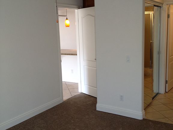 5th image of 208 Woodland Pkwy Unit 210