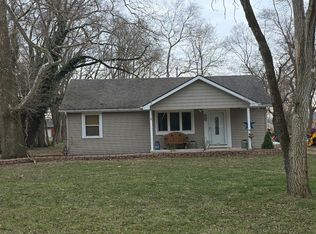 49833 Bog Rd, Van Buren Township, MI 48111