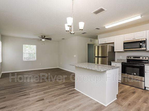 4th image of 4233 E Cayuga St