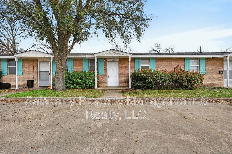 1st image of 1204 NW 3rd Ave