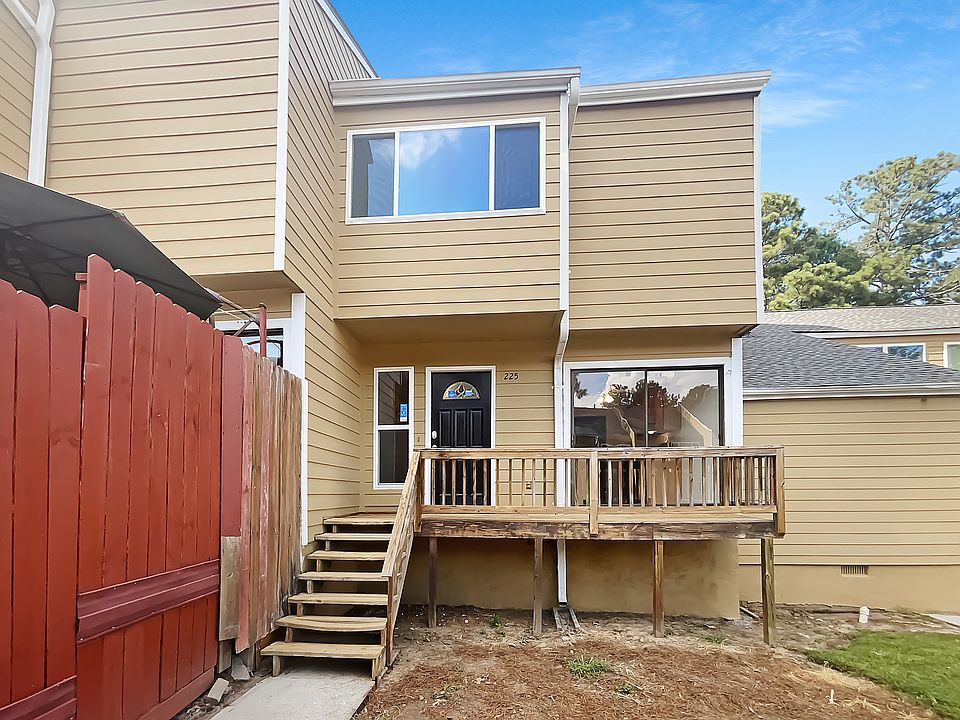 1st image of 225 Yuba Walk