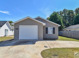 421 Hollow Ridge Dr, Athens, GA 30607