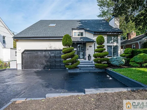 369 Rochelle Ave, Rochelle Park, NJ 07662