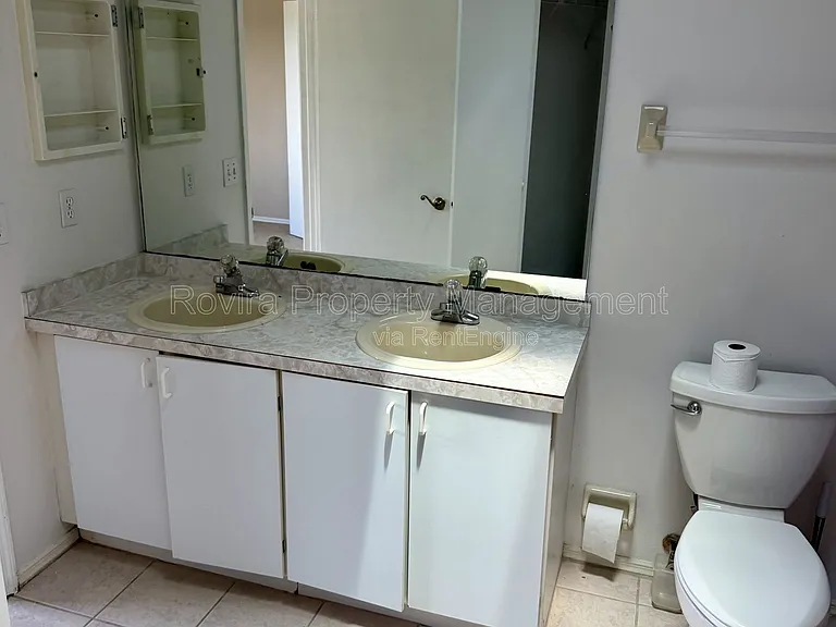 1501 Chevington Ct — Photo 12