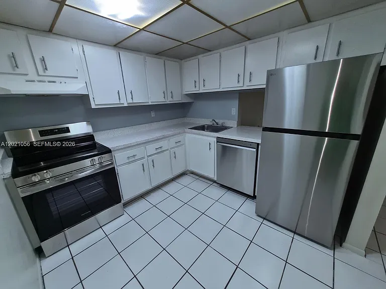 7830 Camino Real #K-110 — Photo 2