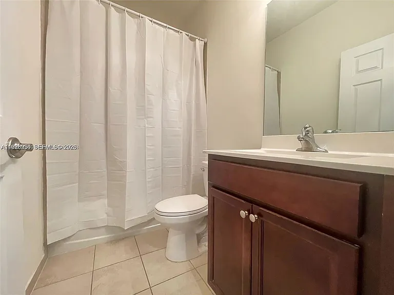 10491 W 34th Ct — Photo 8