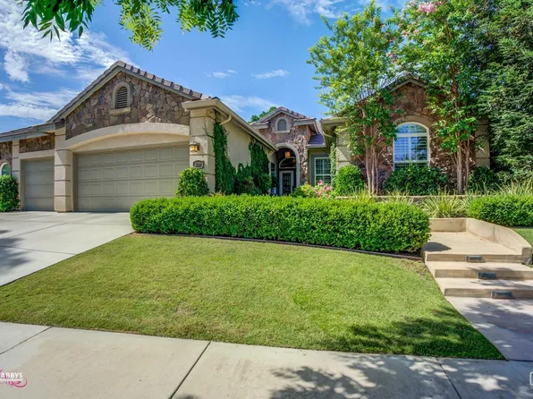 2211 Crocus Dr, Bakersfield, CA 93311