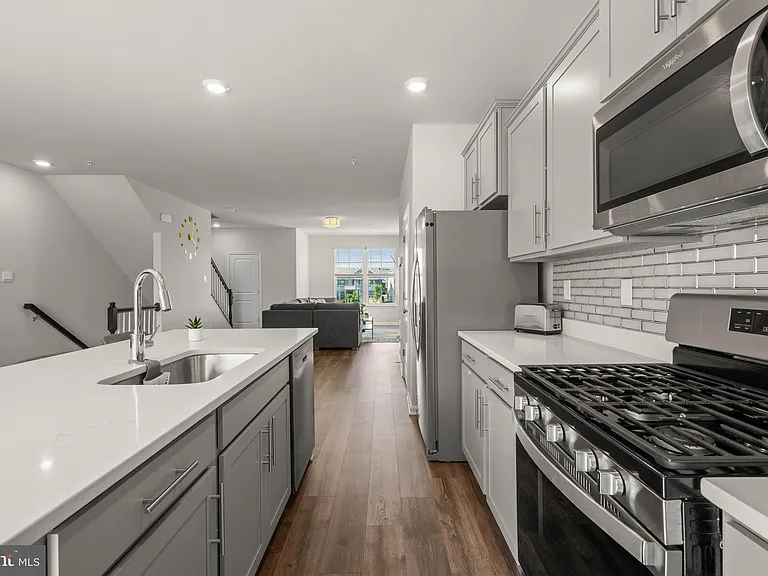 434 Herringbone Way — Photo 21