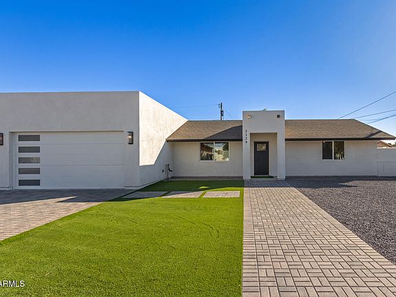 2nd image of 2129 S LOS FELIZ Drive