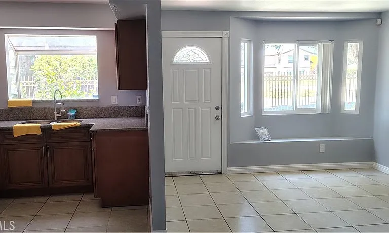 1425 S White Ave #B — Photo 6