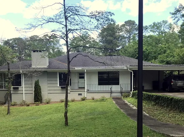 195 Crestview Dr, Montevallo, AL 35115