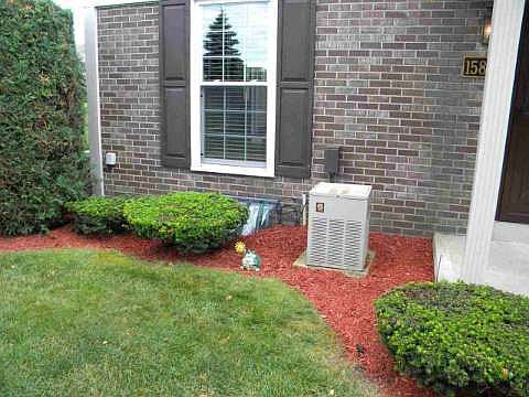 2nd image of 15876 Cambridge Dr