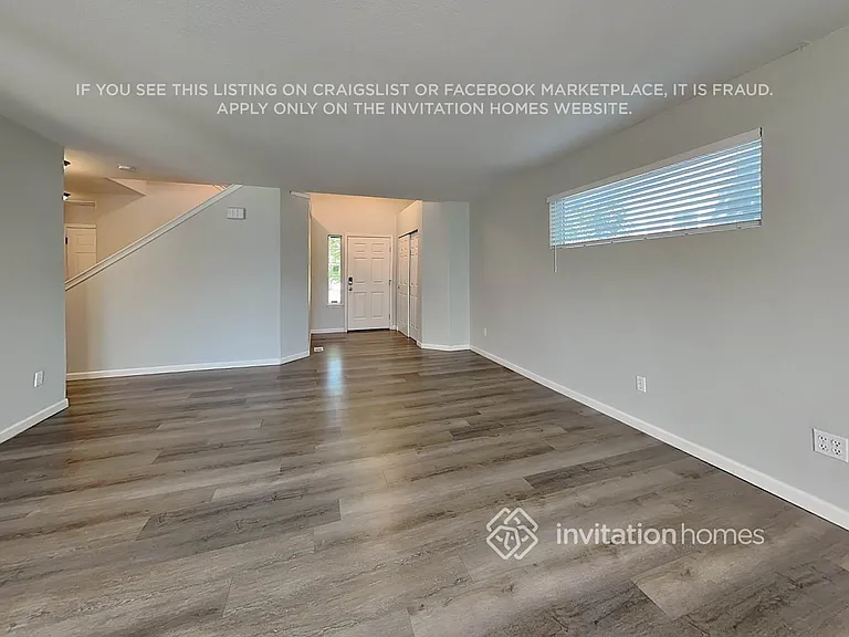 216 Michell Ln NE — Photo 4