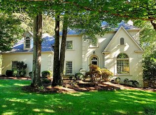 5317 Providence Country Club Dr, Charlotte, NC 28277