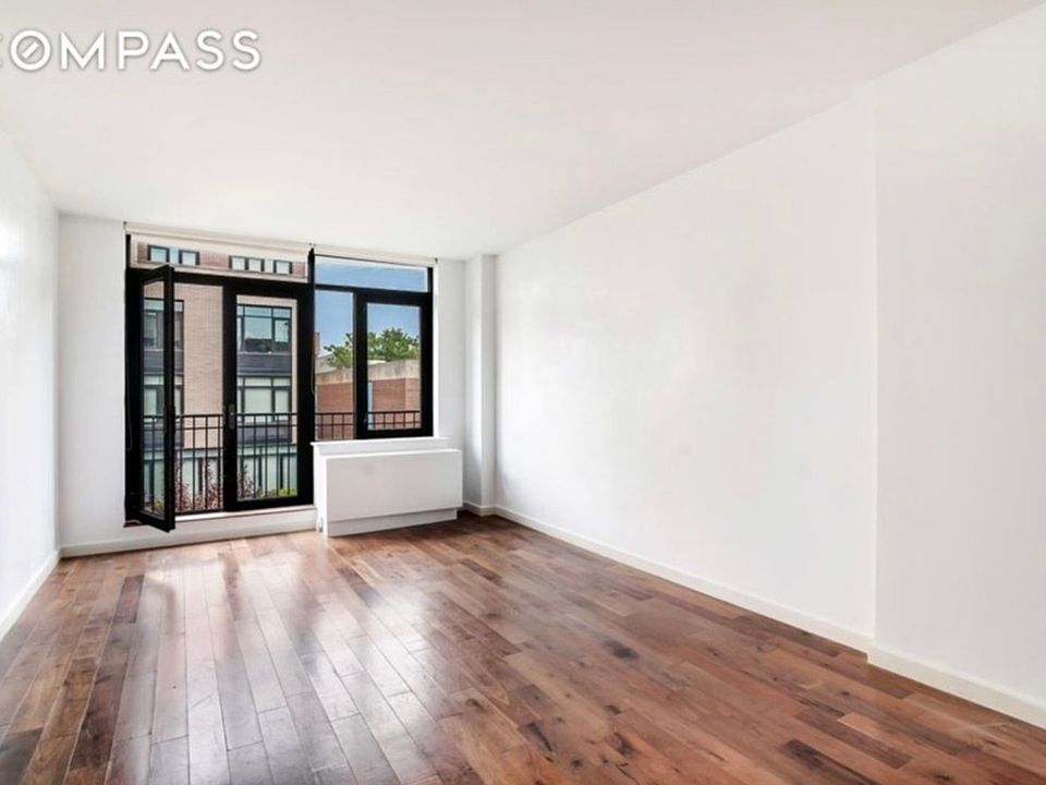 1st image of 125 N 5th St APT 3C