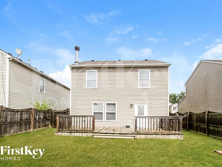 7912 Puckett Ln — Photo 15