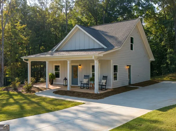 600 Victoria Ct, Elberton, GA 30635