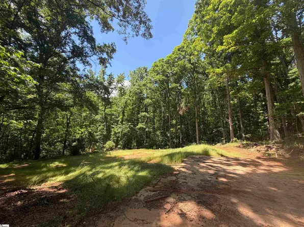 321 Grace Ln, Piedmont, SC 29673
