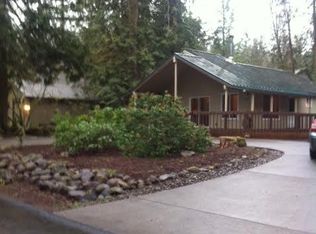 65815 E Sandy River Ln, Rhododendron, OR 97049