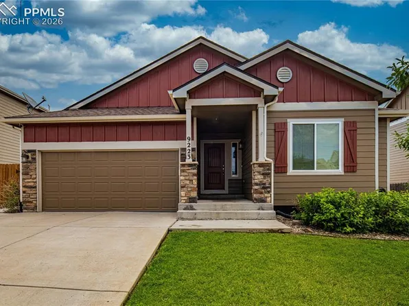 9223 Waters Edge Dr, Fountain, CO 80817