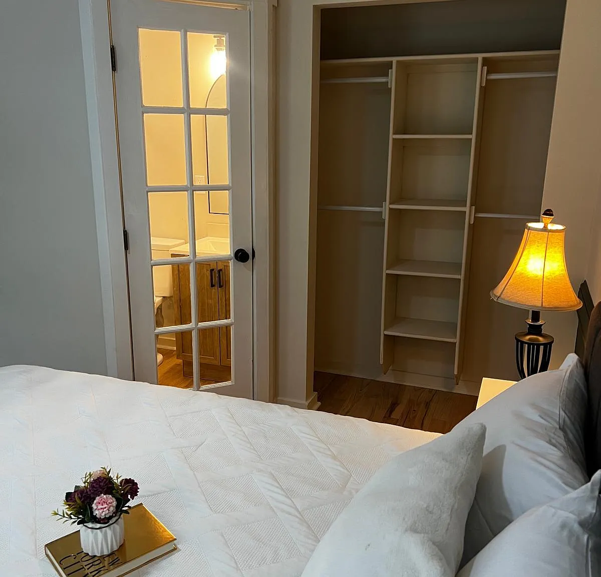 4 bed, 6.0 bath, 2200 sqft, $1,252 — Photo 4
