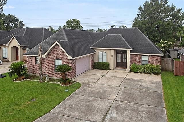 1st image of 312 Madewood Dr