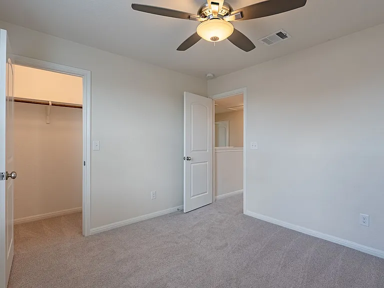 13101 Foreston Dr — Photo 17