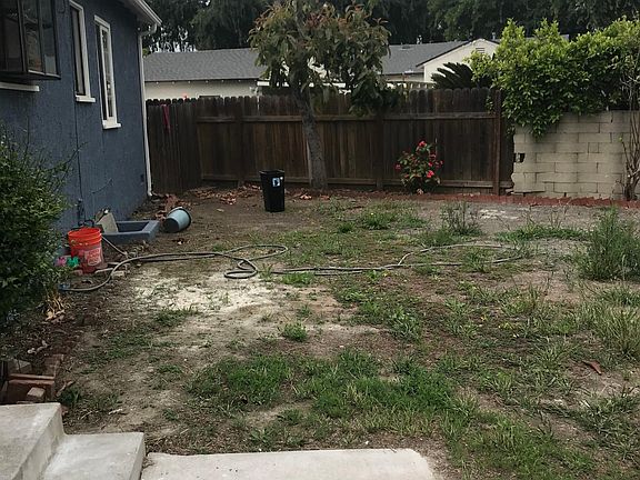2nd image of 11143 Aldrich St
