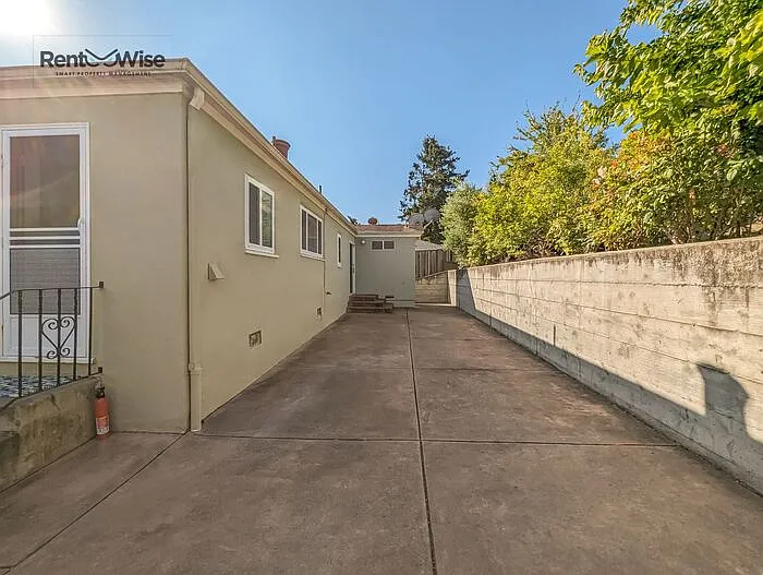 3016 Del Ray St — Photo 15