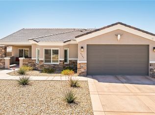 2584 Climbing Rock Ln, Bullhead, AZ 86442