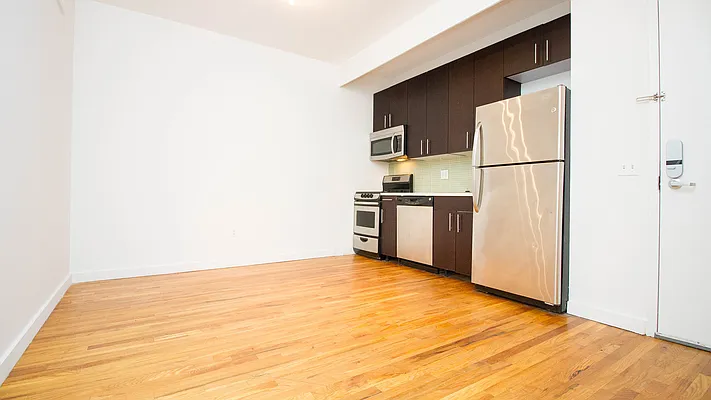 Rented by Nooklyn NYC LLC | media 3