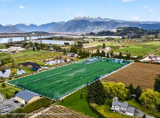 15023 Harris Rd, Pitt Meadows, BC