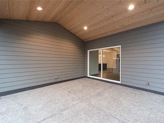Covered patio