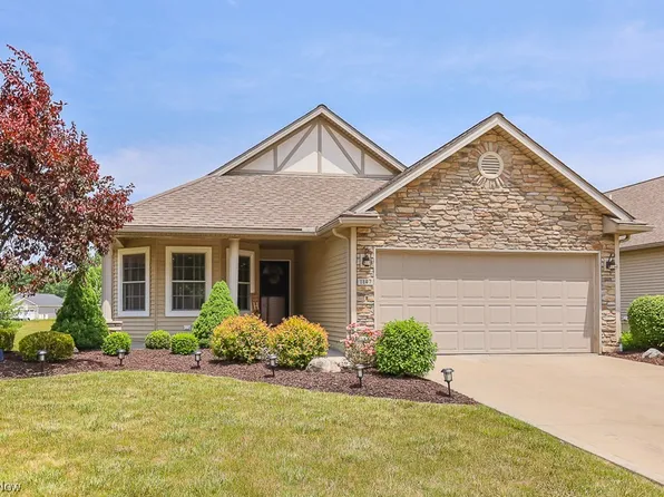 1147 Fox Run, Grafton, OH 44044