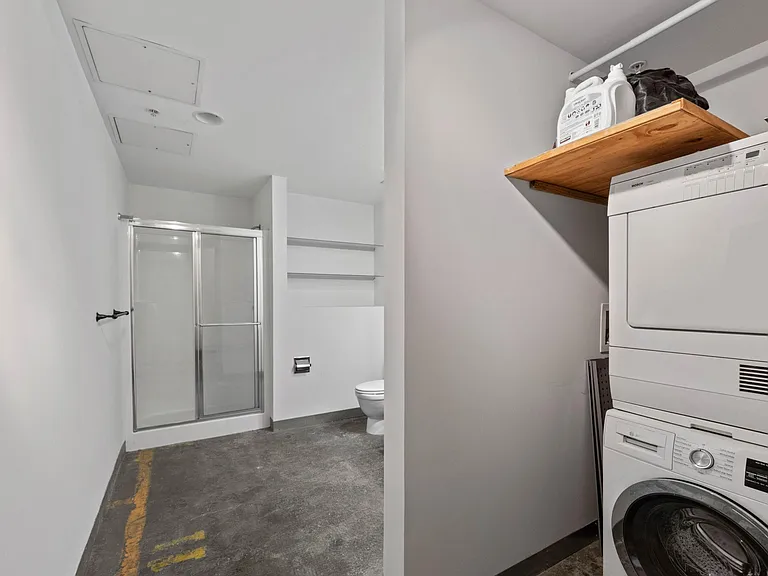 700 Washington Ave N #208 — Photo 13