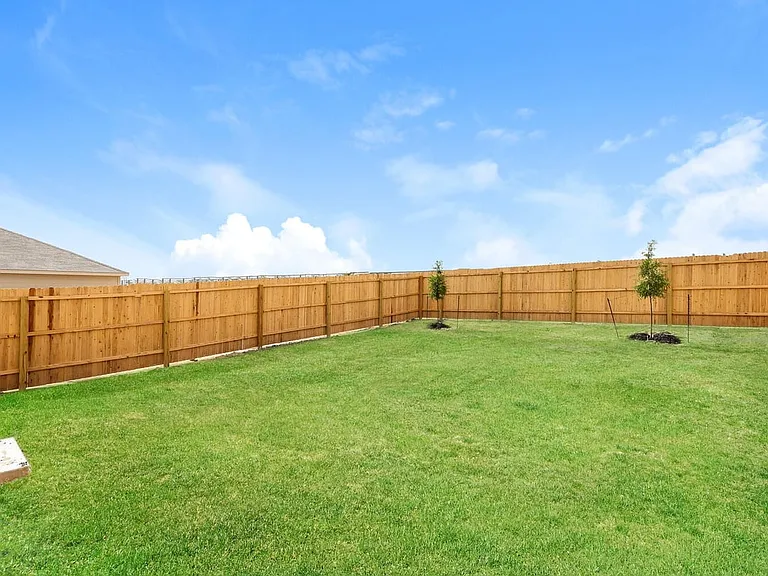 8022 Biggio Ln — Photo 16
