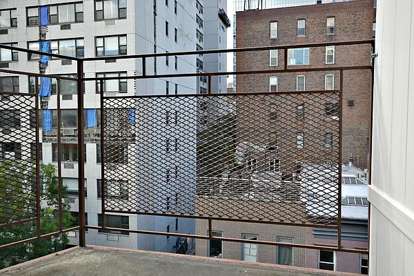 Rented by Mallory Management Corp | media 25