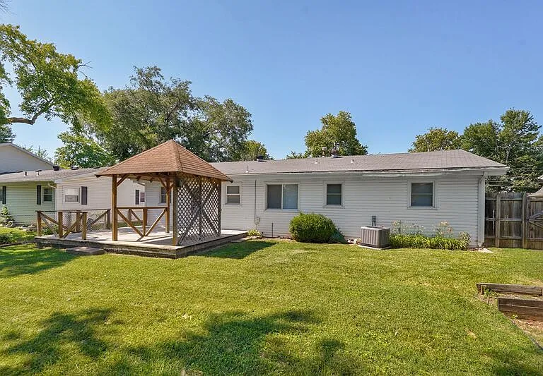 3318 W Dorber Dr — Photo 18
