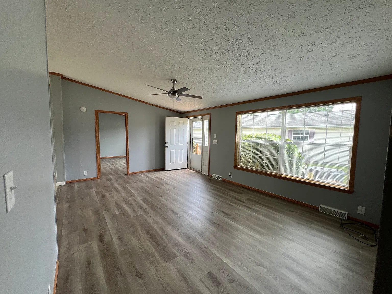 3 bed, 1188 sqft, $1,800 — Photo 4