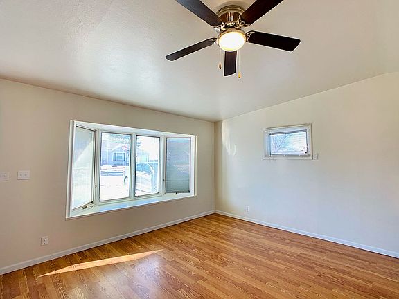 2nd image of 1008 Kelley Ave