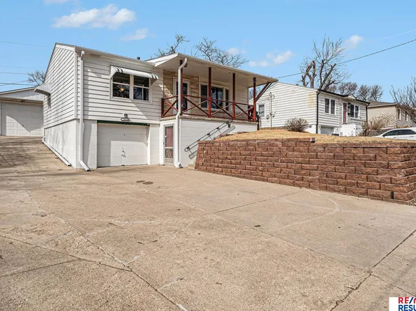 7414 S 77th Ave, La Vista, NE 68128