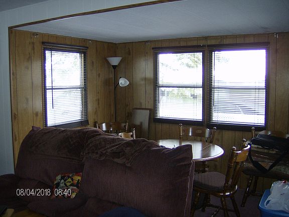 5th image of 159 Quarry Hill Est