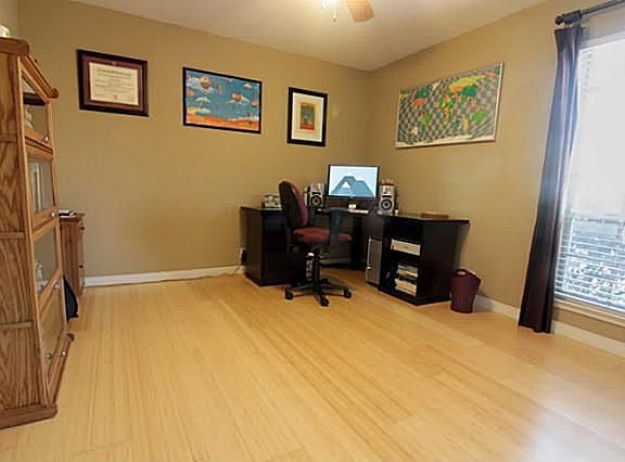 3rd image of 5238 Fleetwood Oaks Ave APT 123