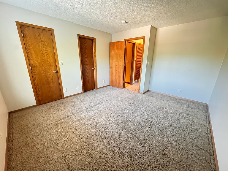 5101 Emerald Dr #20 — Photo 12