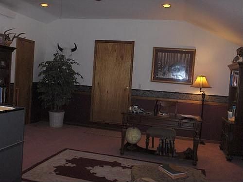 5th image of 701 S Howard St