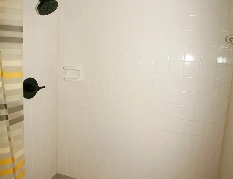 1653 Park Meadows Dr — Photo 11