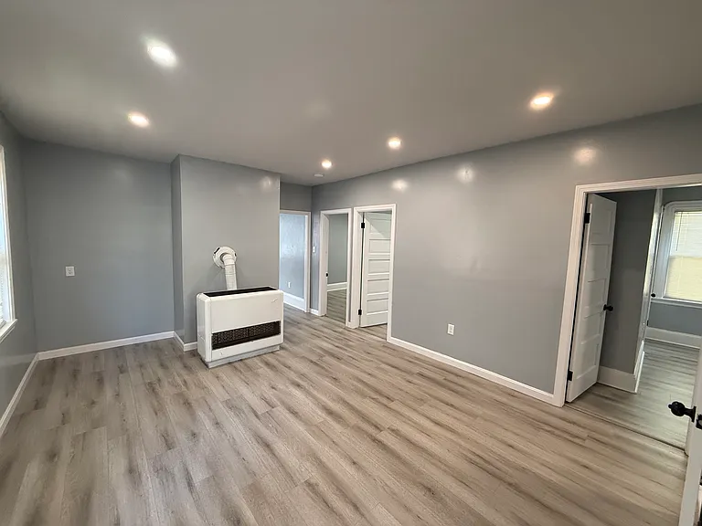 124 Potomska St #1 — Photo 1