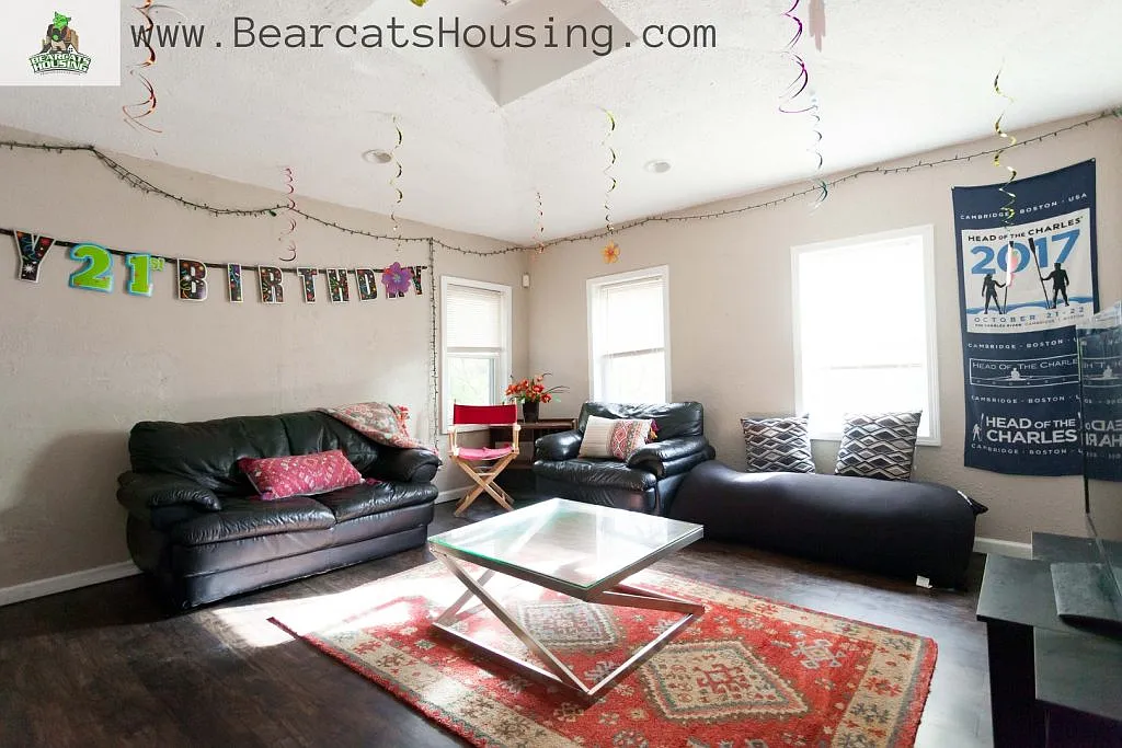 101 Chestnut - House - 1 — Photo 1