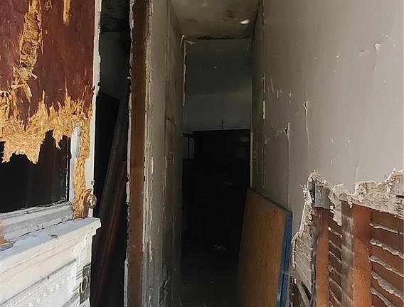 3rd image of 4023 Nebraska Ave